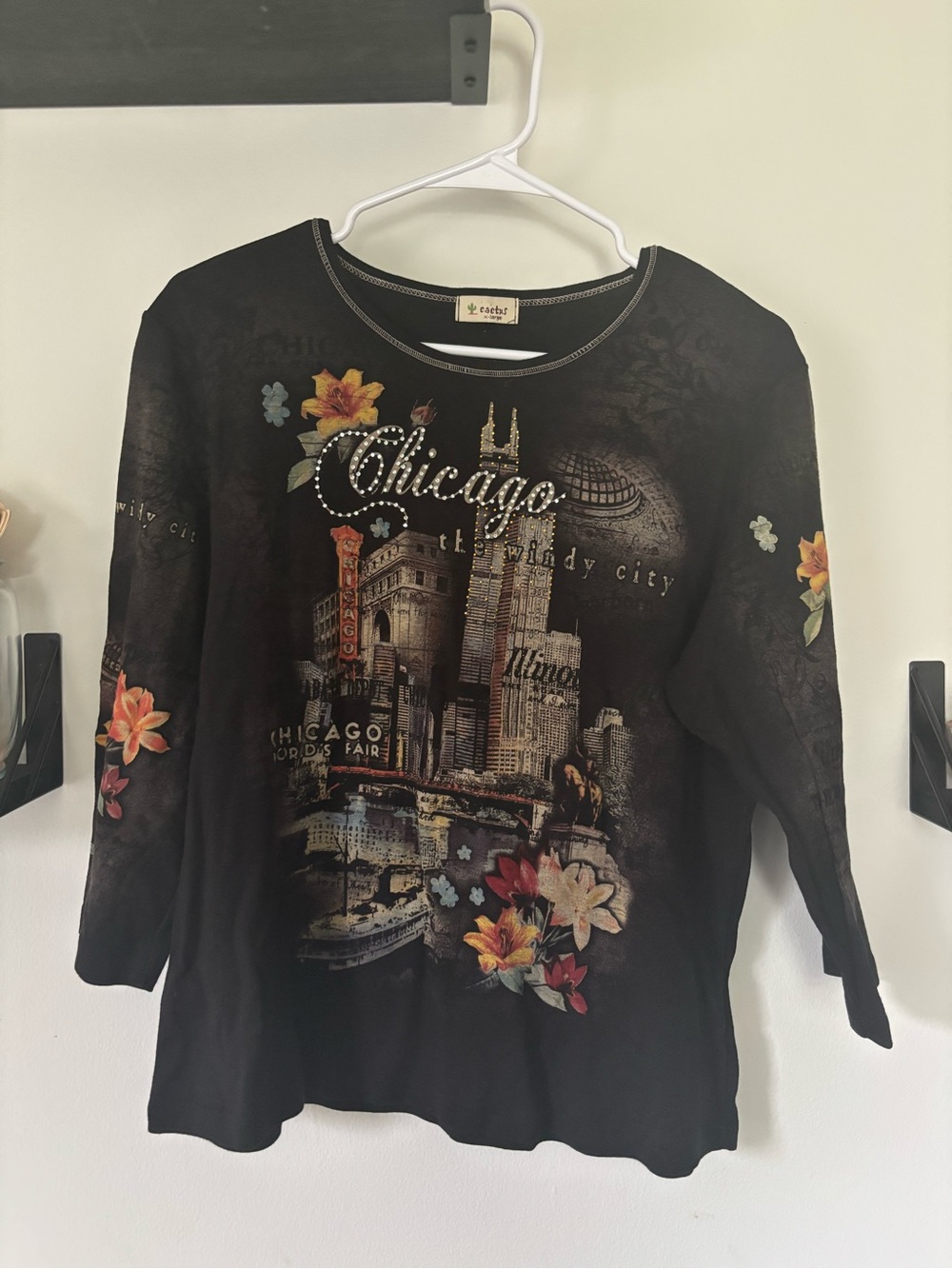 Cactus XL Chicago Rhinestone Cityscape Floral Graphic Long Sleeve Top